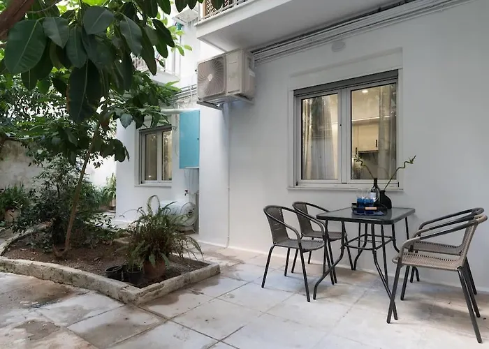 Stylish Abode Under Acropolis W/ Sunny Courtyard!